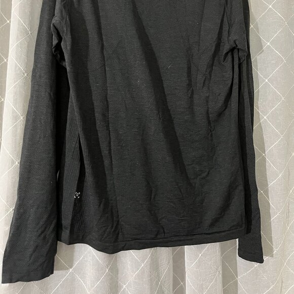 dark grey lululemon shirt size L - Picture 4 of 4